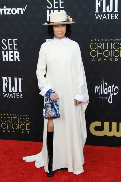 Los Angeles Tammikuu Amy Sherman Palladino Vuosittaisessa Critics Choice Awards — kuvapankkivalokuva