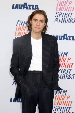 LOS ANGELES - 25 Şubat 2024 'te Santa Monica, CA' da verilen 2024 Film Bağımsız Ruh Ödülleri 'nde Jack Farthing