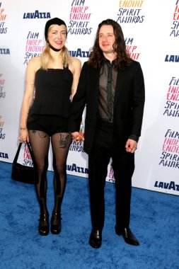 LOS ANGELES - 25 Şubat 2024 'te Santa Monica, CA' da düzenlenen 2024 Film Bağımsız Ruh Ödülleri 'nde Katelin Arizmendi, Rory Culkin