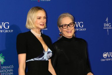 Carey Mulligan, Meryl Streep Palm Springs Uluslararası Film Festivali Galası 'nda 4 Ocak 2024' te Palm Springs Kongre Merkezi 'nde gerçekleşti.