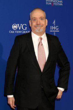 LOS ANGELES - 4 Ocak 2024 Palm Springs Uluslararası Film Festivali 'nde Paul Giamatti Palm Springs Kongre Merkezi' nde 4 Ocak 2024 'te gerçekleşti.