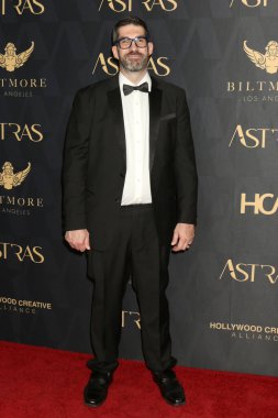 Scott Menzel, 8 Ocak 2024 'te Los Angeles' ta Biltmore Oteli 'nde ASTRA TV Ödülleri' nde.