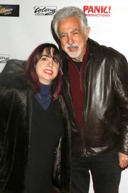 Mia Mantegna, Joe Mantegna, 