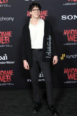 LOS ANGELES - 12 Şubat 2024 'te Westwood, CA' daki Madame Web galasında Milo Manheim