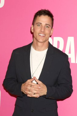 LOS ANGELES - 29 Ocak 2024 'te, Century City, CA' de bulunan AMC Tiyatrosu 'ndaki Scrambled Premiere' de Mike Manning