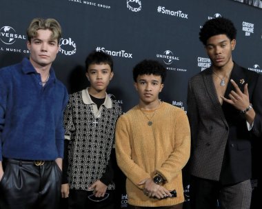 LOS ANGELES - 4 Şubat 2024 'te Los Angeles, CA' da Nya Studios West 'teki Grammy Grammy Müzik Grubu' nda Pop Money