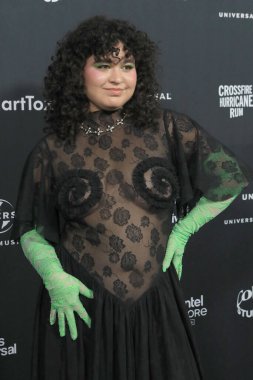 LOS ANGELES - 4 Şubat 2024 'te Los Angeles, CA' da Nya Studios West 'teki Grammy Grammy Müzik Grubu' nda Remi Wolf