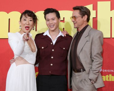 LOS ANGELES - 9 Nisan: Oyuncular Sandra Oh, Hoa Xuande, Robert Downey Jr 