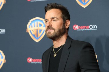 Aktör ve film yapımcısı Justin Theroux, 9 Nisan 2024 'te Las Vegas, NV' de bulunan Caesar 's Palace Theatre' daki Warner Brothers CinemaCon Press Line 'da.