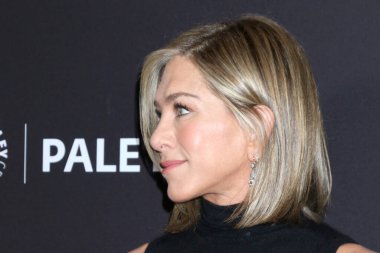 LOS ANGELES, ABD - 12 Nisan 2024 'te PaleyFEST 2024' te Jennifer Aniston - 12 Nisan 2024 'te Dolby Tiyatrosu' nda Sabah Şovu