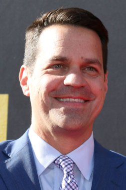 LOS ANGELES, ABD - 18 Nisan 2024 TCM Klasik Film Festivali Açılış Gecesinde Dave Karger - 18 Nisan 2024 tarihinde Los Angeles, CA 'da TCL Çin Tiyatrosu IMAX' ta 