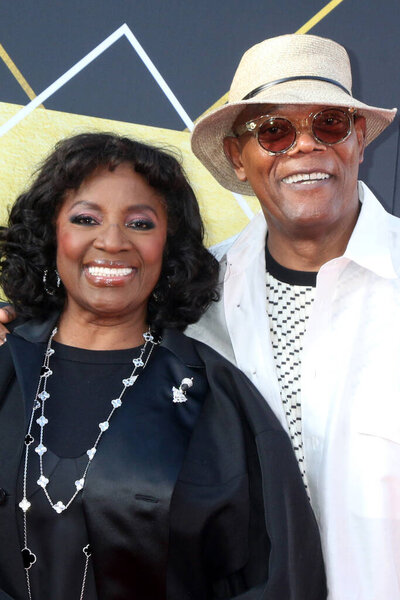LOS ANGELES, USA - APRIL 18:  LaTonya Richardson Jackson, Samuel L Jackson at the 2024 TCM Classic Film Festival Opening Night - 30th Anniversary Presentation Of "Pulp Fiction" at the TCL Chinese Theater IMAX on April 18, 2024 in Los Angeles, CA