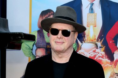 LOS ANGELES, ABD - 30 Nisan 2024 'te Los Angeles, CA' de bulunan Mısır Tiyatrosu 'ndaki Dondurulmamış Prömiyer' de Darrell Hammond