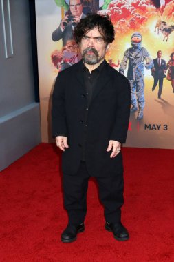 LOS ANGELES, ABD - 30 Nisan 2024 'te Los Angeles' taki Mısır Tiyatrosu 'ndaki Dondurulmamış Prömiyer' de Peter Dinklage