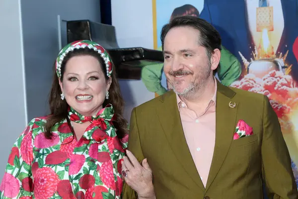 Los Angeles Usa April Melissa Mccarthy Ben Falcone Unfrosted Premiere — Stock Photo, Image