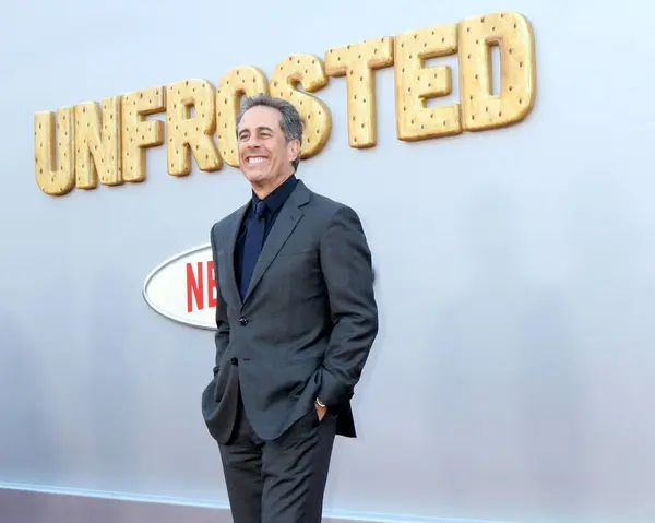 Los Angeles Usa April Jerry Seinfeld Unfrosted Premiere Egyptian Theater Stockbild