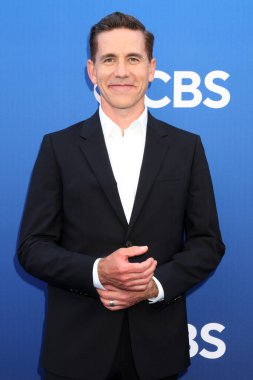 LOS ANGELES, ABD - 2 Mayıs 2024: Brian Dietzan Paramount Stüdyoları 'ndaki CBS Sonbahar Önizleme Partisi' nde 2 Mayıs 2024, Los Angeles, CA