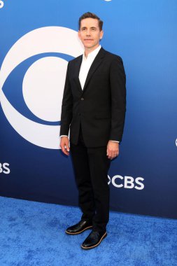 LOS ANGELES, ABD - 2 Mayıs 2024: Brian Dietzan Paramount Stüdyoları 'ndaki CBS Sonbahar Önizleme Partisi' nde 2 Mayıs 2024, Los Angeles, CA