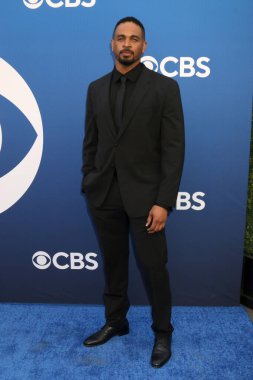 LOS ANGELES, ABD - 2 Mayıs 2024: Damon Wayans Jr Paramount Stüdyoları 'ndaki CBS Sonbahar Önizleme Partisi' nde 2 Mayıs 2024, Los Angeles, CA