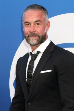 LOS ANGELES, ABD - 2 Mayıs 2024: Jay Harrington Paramount Stüdyoları 'ndaki CBS Sonbahar Önizleme Partisi' nde 2 Mayıs 2024, Los Angeles, CA