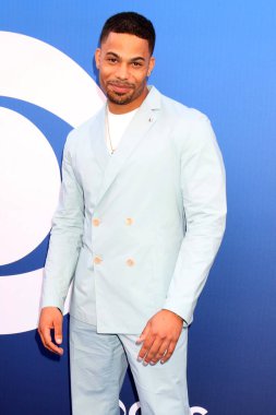 LOS ANGELES, ABD - 2 Mayıs 2024: Jordan Calloway Paramount Stüdyoları 'ndaki CBS Sonbahar Önizleme Partisi' nde 2 Mayıs 2024, Los Angeles, CA