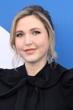 LOS ANGELES, ABD - 2 Mayıs 2024: Taylor Tomlinson Paramount Stüdyoları 'ndaki CBS Sonbahar Önizleme Partisi' nde 2 Mayıs 2024, Los Angeles, CA