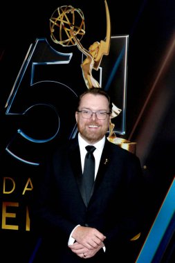 LOS ANGELES, ABD - 8 Haziran 2024: Adam Sharpe 51. Geleneksel Gündüz Emmy Yaratıcı Sanatlar ve Yaşam Tarzı Ödülleri 'ne 8 Haziran 2024' te Los Angeles 'taki Bonaventure Hotel' e geldi.