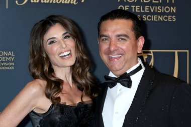 LOS ANGELES, ABD - 8 Haziran 2024: Lisa Valesto, Buddy Valastro, 8 Haziran 2024 tarihinde Los Angeles 'taki Bonaventure Otel' e gelen 51.