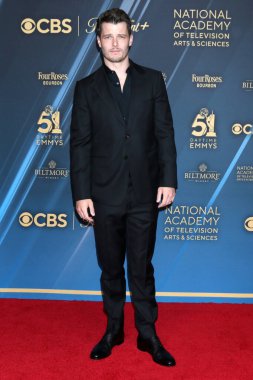 LOS ANGELES - 7 Haziran 2024 'te Los Angeles, C' deki Bonaventure Oteli 'nde Michael Mealor 51. gündüz kuşağı Emmy Ödülleri' ne gelir.