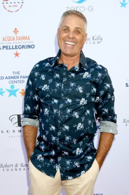 LOS ANGELES - 15 Haziran: Mark L Walberg 15 Haziran 2024 'te Studio City, CA' da yapılan 12. Geleneksel Ed Asner & Friends Poker Etkinliği 'nde