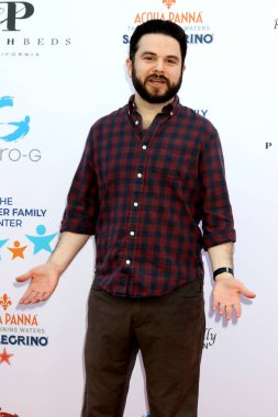 LOS ANGELES - 15 Haziran: Sam Levine 15 Haziran 2024 'te Studio City, CA' da düzenlenen 12. Geleneksel Ed Asner & Friends Poker Etkinliği 'nde Radford Stüdyolarında