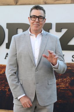 LOS ANGELES, ABD - 24 Haziran 2024: Adam Corolla, TCL Çin Tiyatrosu 'ndaki HORIZON Bölüm 1 Premiere' de 24 Haziran 2024, Los Angeles, CA