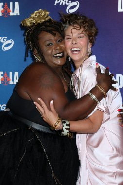 LOS ANGELES, ABD - 29 Haziran 2024 Tahtianna Fermin, Lauren McCann 29 Haziran 2024 'te TCL Çin Tiyatrosu' nda düzenlenen Filmlerle Dans Festivali 'nde Pembe Pilot prömiyeri.
