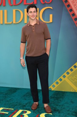 LOS ANGELES, ABD - 22 Ağustos 2024: David Henrie Paramount Stüdyoları 'ndaki 