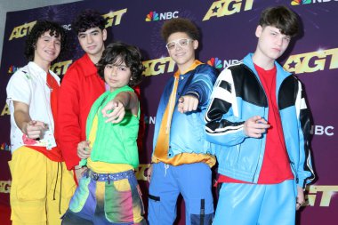 LOS ANGELES, ABD - 27 Ağustos 2024: Latin erkek grubu Menudo, Dena Oteli 'nde 27 Ağustos 2024' te Amerika 'nın Yetenek Gösterisi Kırmızı Halısı' nda