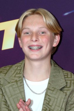 LOS ANGELES, ABD - 27 Ağustos 2024: Reid Wilson, American 's Got Talent Live Show Red Halı Otel Dena' da 27 Ağustos 2024 'te, Pasadena, CA