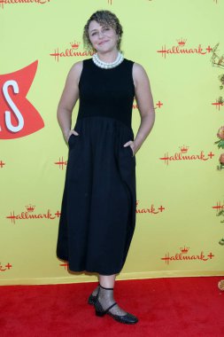 LOS ANGELES, ABD - 9 Eylül 2024: Annie Mebane The Chicken Sisters Hallmark Premiere at NeueHouse 9 Eylül 2024, Los Angeles, CA