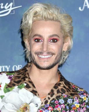 LOS ANGELES, ABD - 7 Eylül 2024: Frankie Grande The Civility of Albert Cahier açılış gecesinde 7 Eylül 2024 tarihinde Burbank, CA