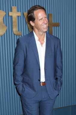 LOS ANGELES, ABD - 15 Eylül 2024: Nat Faxon Apple TV + Emmy Partisi Kırmızı Halı Ana Kurt 'ta 15 Eylül 2024, Los Angeles, CA