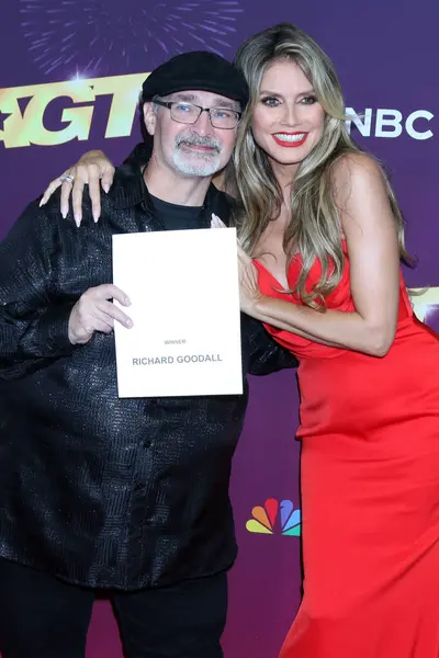 stock image LOS ANGELES, USA - AUGUST 19, 2024:  Richard Goodall, Heidi Klum at the America's Got Talent Final Results Red Carpet at the Hotel Dena on August 19, 2024 in Pasadena, CA