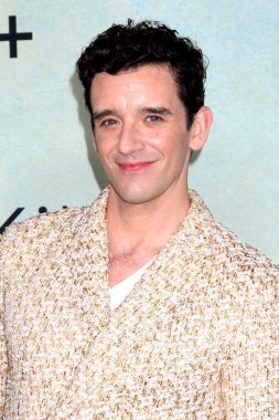 LOS ANGELES, ABD - 8 Ekim 2024: Michael Urie, 8 Ekim 2024 'te Pasifik Tasarım Merkezi' nde Shrinking 2.