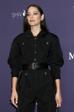 LOS ANGELES, ABD - 24 Ekim 2024: Marion Cotillard, Beverly Hilton Oteli 2024 WIF Onurlandırması, 24 Ekim 2024, Beverly Hills, CA