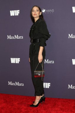 LOS ANGELES, ABD - 24 Ekim 2024: Marion Cotillard, Beverly Hilton Oteli 2024 WIF Onurlandırması, 24 Ekim 2024, Beverly Hills, CA