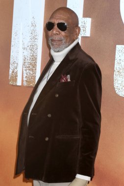 LOS ANGELES, ABD - 23 Ekim 2024: Morgan Freeman Lioness Sezon 2 Bölüm Linwood Dunn Tiyatrosu 'nda 23 Ekim 2024, Los Angeles, CA