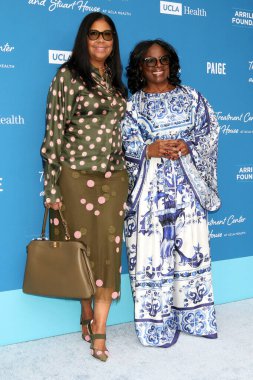 LOS ANGELES, ABD - 27 Ekim 2024: Cookie Johnson, LaTanya Richardson Jackson Skirball Center 'daki Tecavüz Tedavi Merkezi' nin 50. yıldönümü etkinliğinde