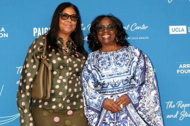LOS ANGELES, ABD - 27 Ekim 2024: Cookie Johnson, LaTanya Richardson Jackson Skirball Center 'daki Tecavüz Tedavi Merkezi' nin 50. yıldönümü etkinliğinde