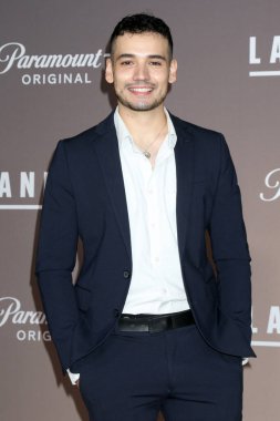 LOS ANGELES, ABD - 12 Kasım 2024: Alejandro Akara Paramount + Series Premiere at Paramount Theater 12 Kasım 2024, Los Angeles, CA