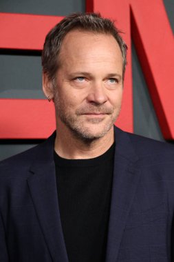 LOS ANGELES, ABD - 14 Kasım 2024: Peter Sarsgaard Paramount Theater 'daki 5 Eylül galasında 14 Kasım 2024, Los Angeles, CA