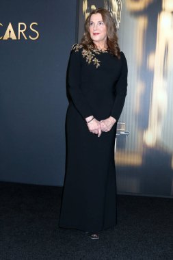 LOS ANGELES, ABD - 17 Kasım 2024: Barbara Broccoli Dolby Balo Salonu 'ndaki 2024 Vali Ödülleri' nde 17 Kasım 2024, CCA