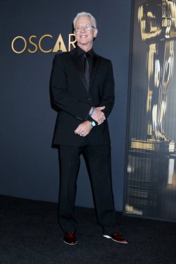 LOS ANGELES, ABD - 17 Kasım 2024: Chris Sanders, 17 Kasım 2024 'te Dolby Balo Salonu' nda 2024 Vali Ödülleri 'nde